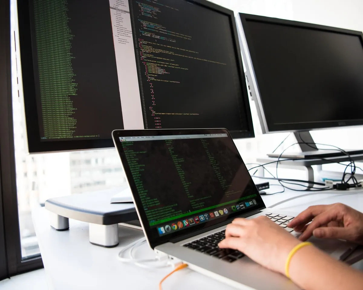 FixrWeb High-Performance Engineering Studio